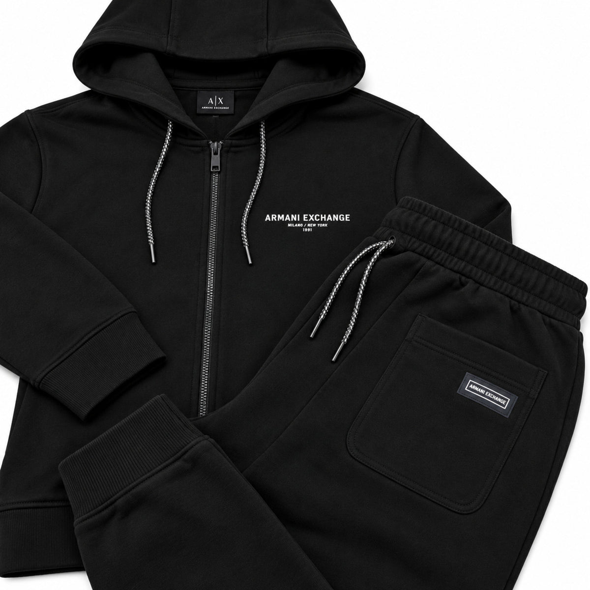 Detalles del conjunto Armani Exchange negro