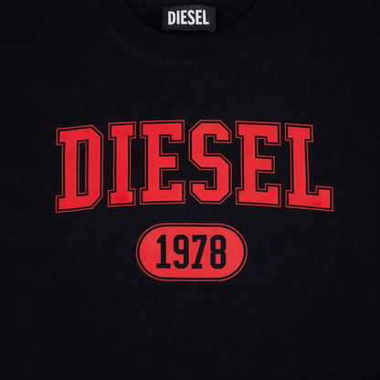 Polera Diesel ® con logo en el Pecho