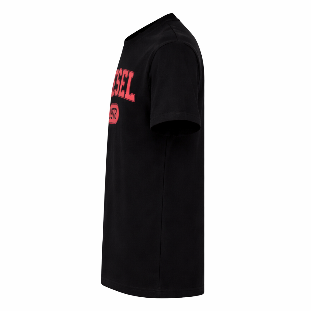 Polera Diesel ® con logo en el Pecho